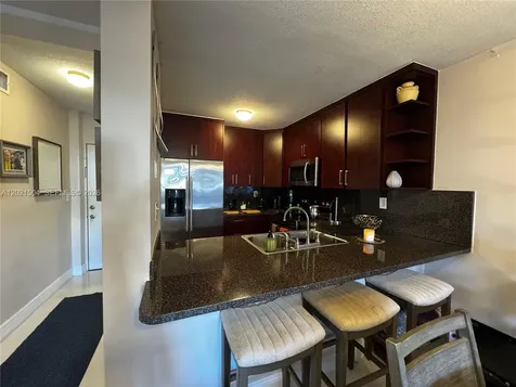 8145 NW 7th Street Miami FL 33126