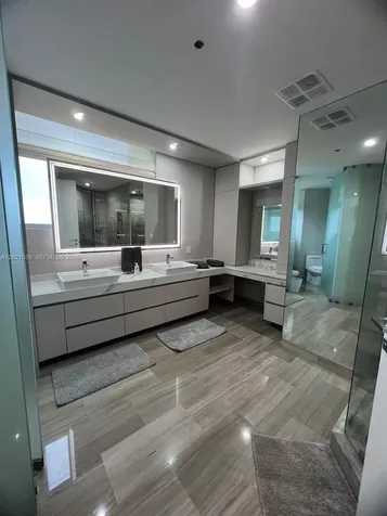 1300 E Brickell Bay Drive Miami FL 33131