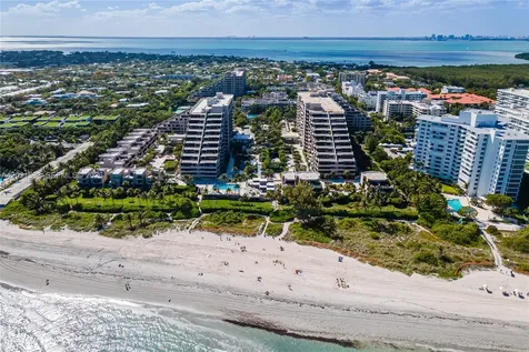141 Crandon Boulevard Key Biscayne FL 33149