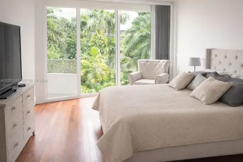 141 Crandon Boulevard Key Biscayne FL 33149