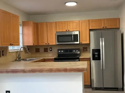 11416 NW 93rd Court Hialeah Gardens FL 33018