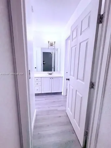 11416 NW 93rd Court Hialeah Gardens FL 33018