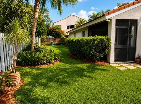 1327 Seagrape Circle Weston FL 33326