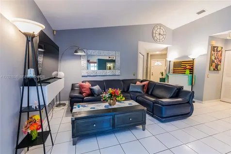 1327 Seagrape Circle Weston FL 33326