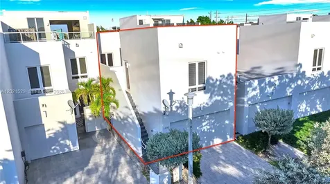 6400 NW 105th Place Doral FL 33178