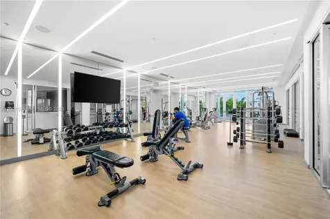 6400 NW 105th Place Doral FL 33178