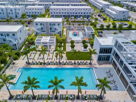 6400 NW 105th Place Doral FL 33178