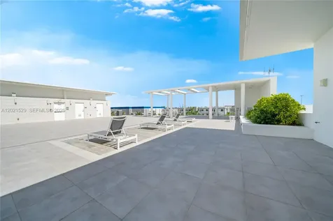 6400 NW 105th Place Doral FL 33178