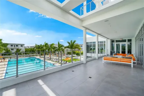 6400 NW 105th Place Doral FL 33178