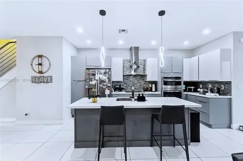 6400 NW 105th Place Doral FL 33178