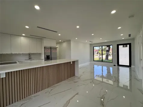 2251 NW 193rd Terrace Miami Gardens FL 33056