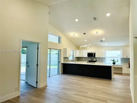 116 W Bayridge Drive Weston FL 33326