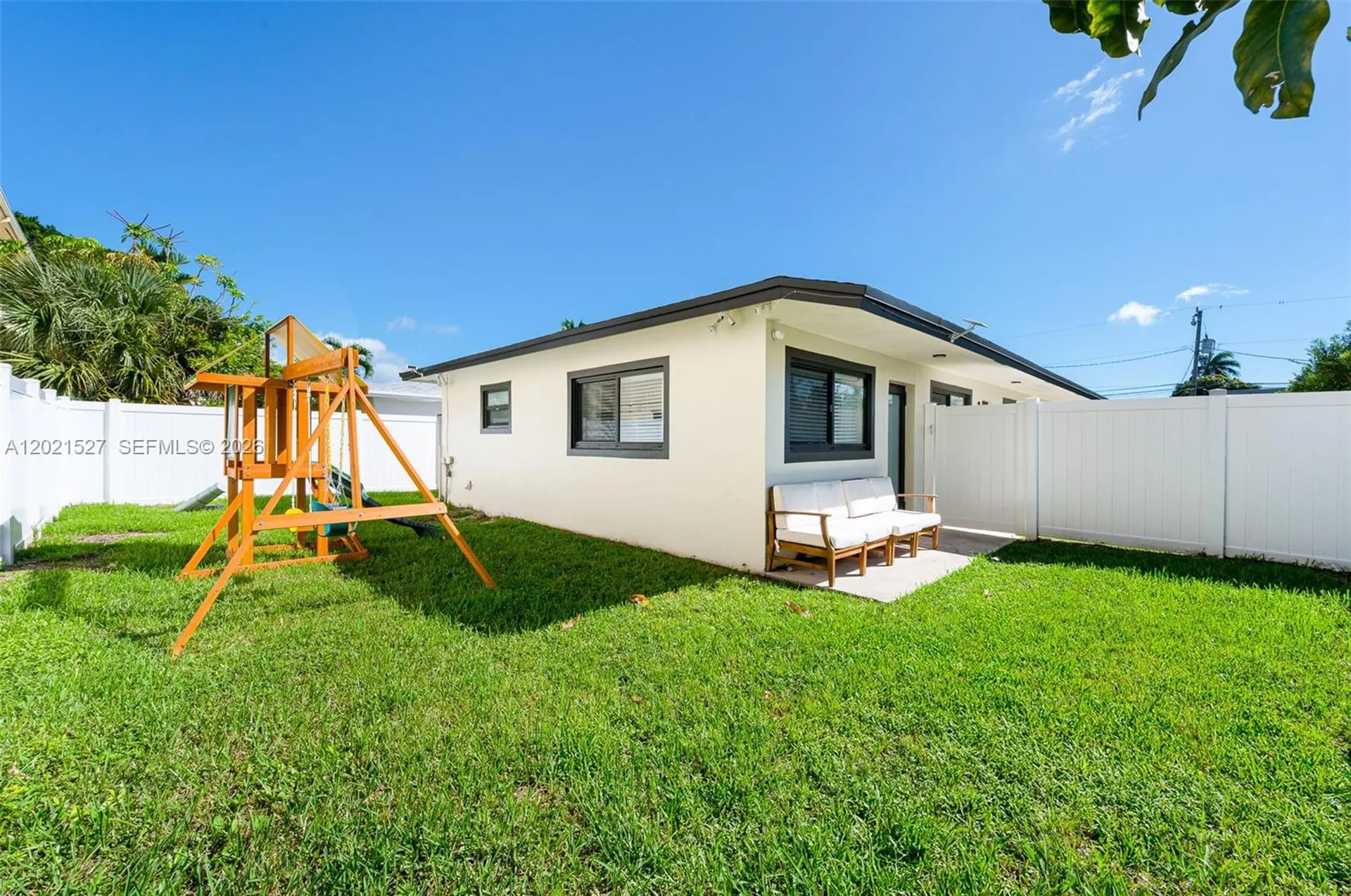 329 SE 12th Avenue Pompano Beach FL 33060