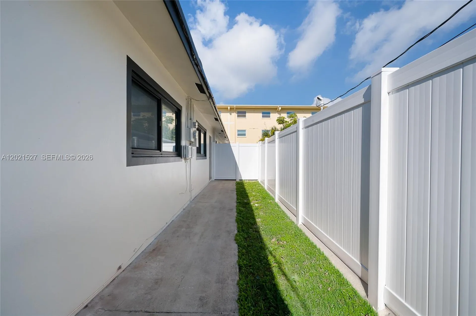 329 SE 12th Avenue Pompano Beach FL 33060