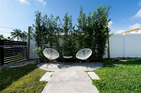 329 SE 12th Avenue Pompano Beach FL 33060