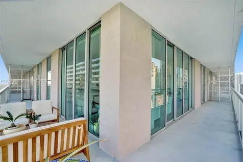 1111 SW 1st Avenue Miami FL 33130