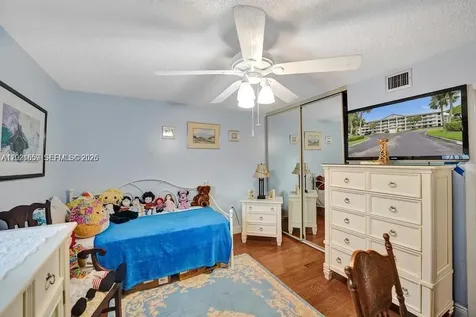 1502 Whitehall Drive Davie FL 33324