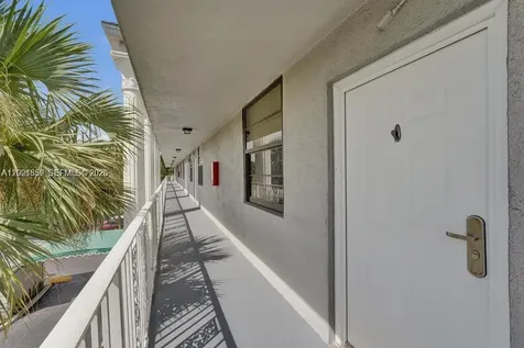 1502 Whitehall Drive Davie FL 33324