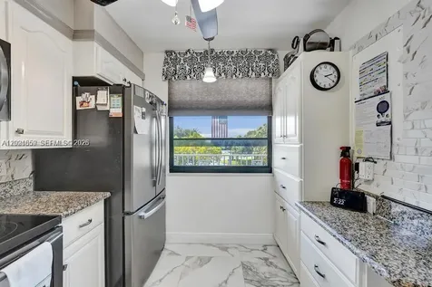 1502 Whitehall Drive Davie FL 33324
