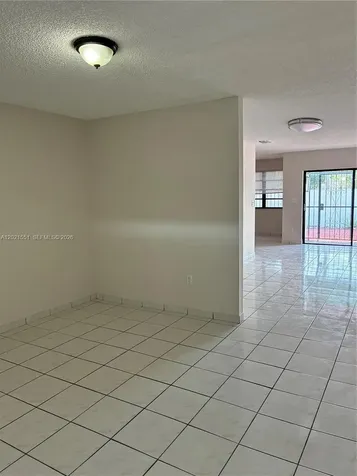 10881 SW 24th Terrace Miami FL 33165
