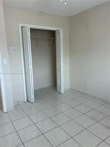 10881 SW 24th Terrace Miami FL 33165