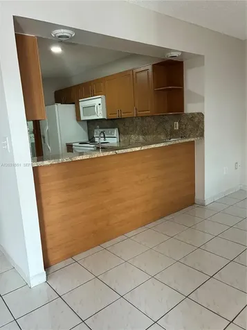 10881 SW 24th Terrace Miami FL 33165