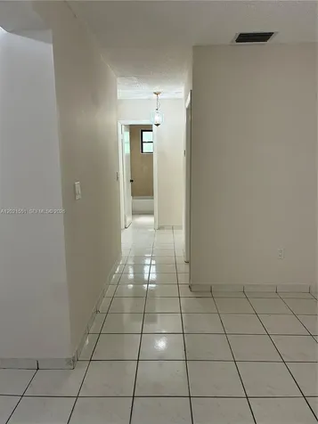 10881 SW 24th Terrace Miami FL 33165