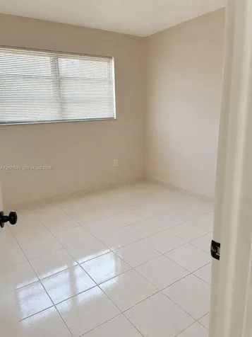 10881 SW 24th Terrace Miami FL 33165