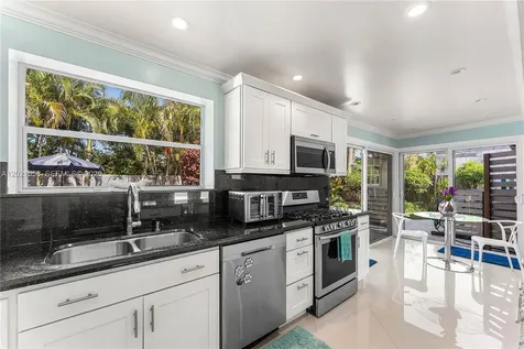4120 NE 20th Avenue Oakland Park FL 33308