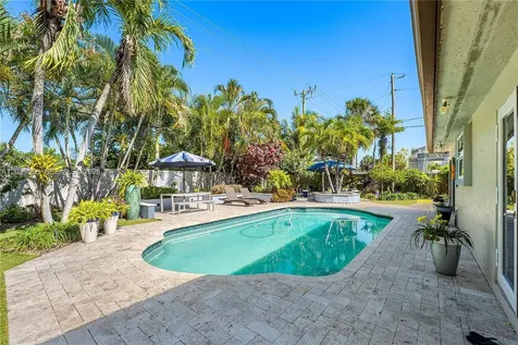 4120 NE 20th Avenue Oakland Park FL 33308