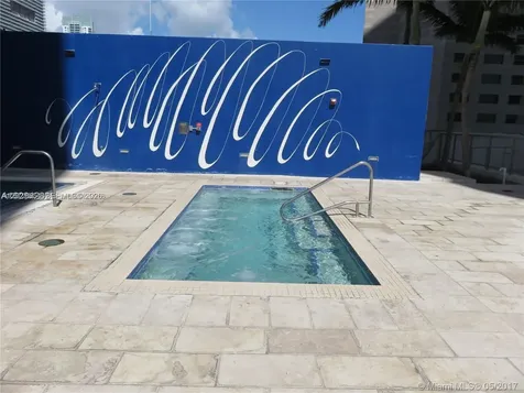 325 S Biscayne Boulevard Miami FL 33131