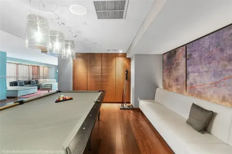 325 S Biscayne Boulevard Miami FL 33131