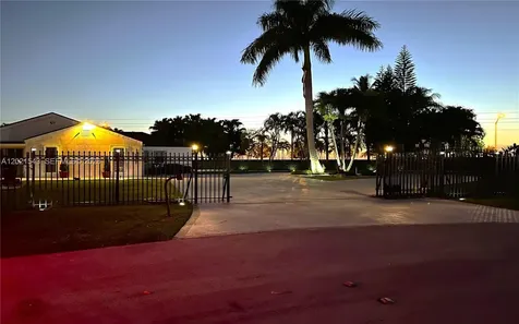 15540 SW 156th Avenue Miami FL 33187