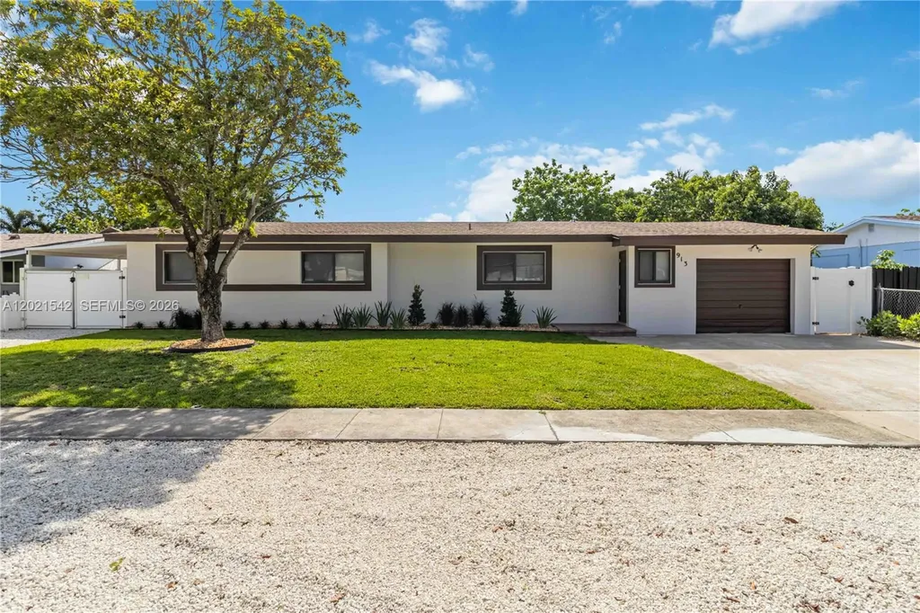 913 SW 49th Avenue Plantation FL 33317