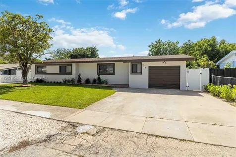 913 SW 49th Avenue Plantation FL 33317