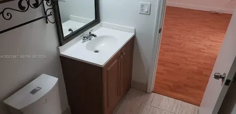 6225 SW Kendale Lakes Circle Miami FL 33183