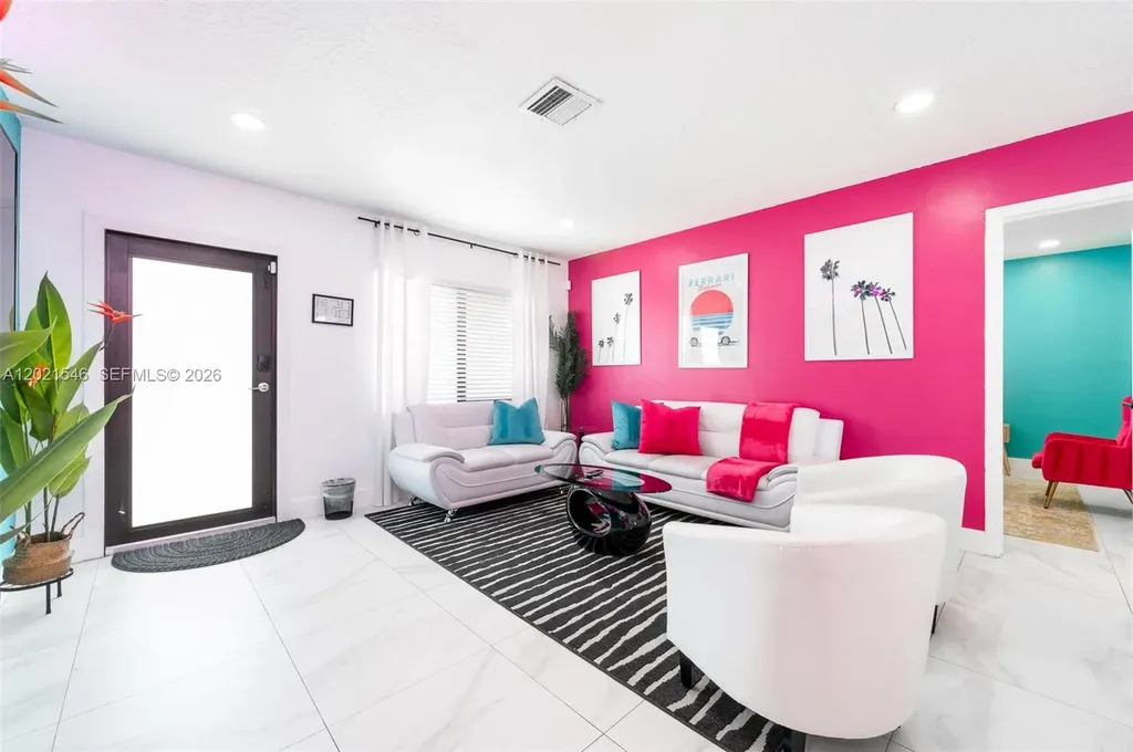 329 SE 12th Avenue Pompano Beach FL 33060
