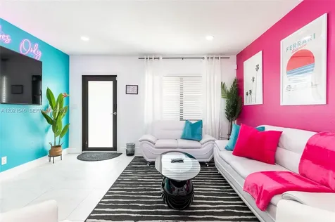 329 SE 12th Avenue Pompano Beach FL 33060