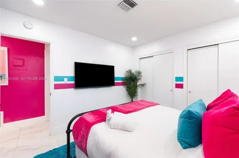 329 SE 12th Avenue Pompano Beach FL 33060