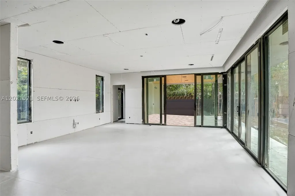 528 NE 13th Avenue Fort Lauderdale FL 33301