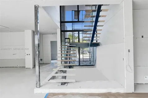 528 NE 13th Avenue Fort Lauderdale FL 33301