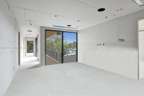 528 NE 13th Avenue Fort Lauderdale FL 33301