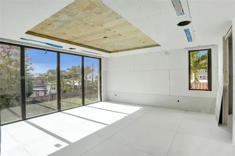 528 NE 13th Avenue Fort Lauderdale FL 33301