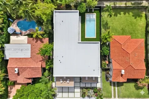 528 NE 13th Avenue Fort Lauderdale FL 33301
