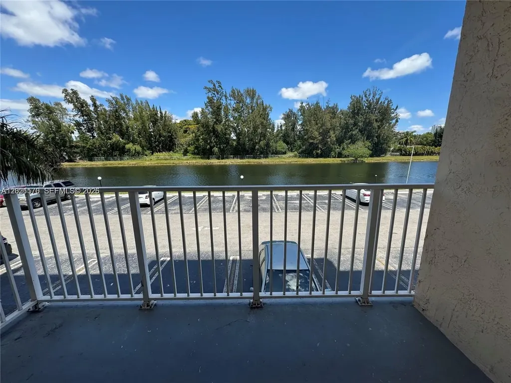 16465 NE 22nd Avenue North Miami Beach FL 33160