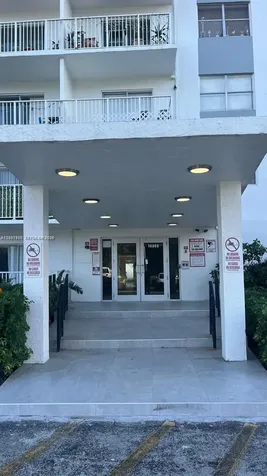 16465 NE 22nd Avenue North Miami Beach FL 33160