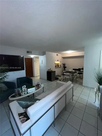 2075 SW 122nd Avenue Miami FL 33175