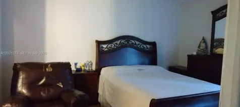 7075 NW 186th Street Hialeah FL 33015