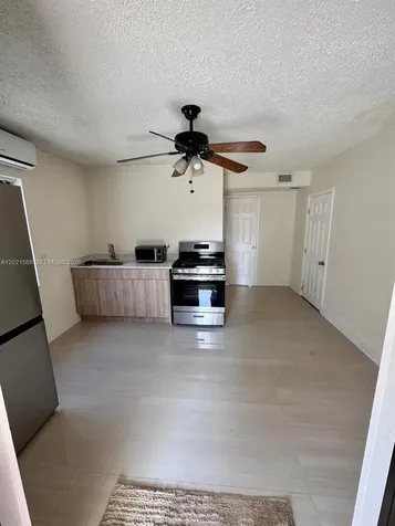 1120 E 6th Court Hialeah FL 33010