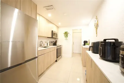 1120 E 6th Court Hialeah FL 33010